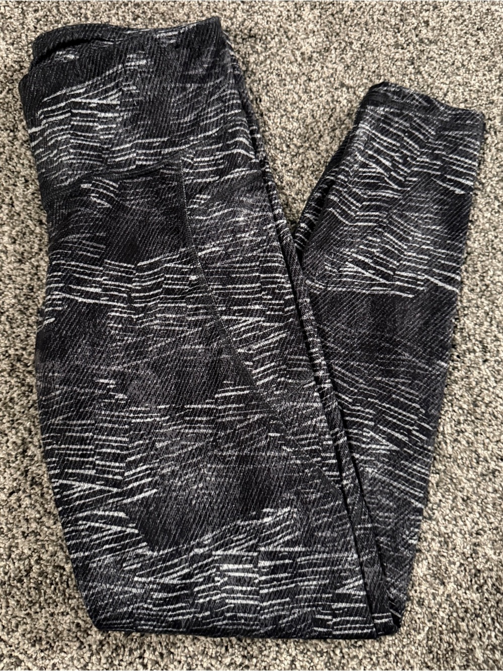 Champion black & gray patterned polyester & spandex leggings in a S